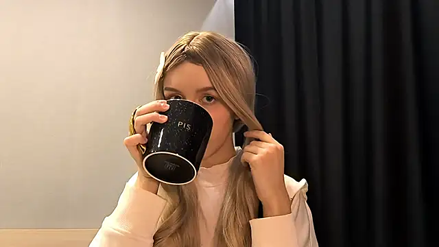 LesterHasting online show from October 10, 2025, 7:25 pm