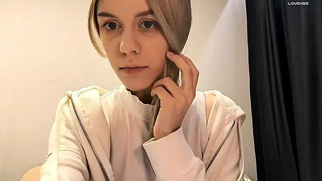 LesterHasting online show from October 23, 2025, 6:39 pm