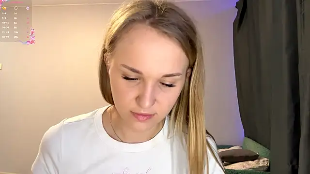 Snapshot of TanekaBoitel chatting on October 30, 2025, 11:19 am TanekaBoitel online show from October 30, 2025, 11:19 am