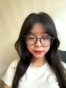 Snapshot of mau15_ chatting on November 3, 2025, 9:13 am mau15 online show from November 3, 2025, 9:13 am