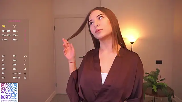 AdrianaCoenen online show from November 15, 2025, 5:06 pm