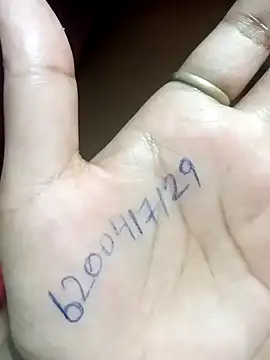 JassiKumari02 online show from April 3, 2026, 6:47 pm