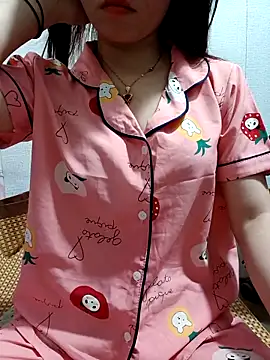 Snapshot of Minssara20 chatting on September 24, 2025, 4:19 am Minssara20 online show from September 24, 2025, 4:19 am