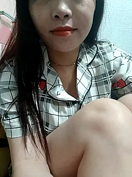 Snapshot of Minssara20 chatting on September 20, 2025, 12:10 pm Minssara20 online show from September 20, 2025, 12:10 pm