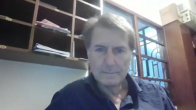 Snapshot of sayeaprayer65 chatting on October 15, 2025, 9:17 am sayeaprayer65 online show from October 15, 2025, 9:17 am