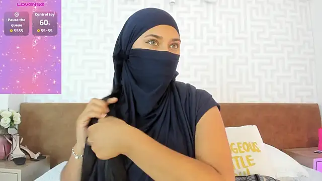 Snapshot of Daksha_a chatting on September 23, 2025, 6:37 pm Daksha a online show from September 23, 2025, 6:37 pm