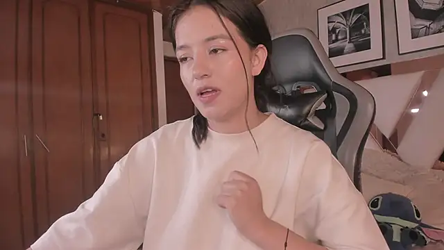 HaathorX online show from October 9, 2025, 1:55 pm