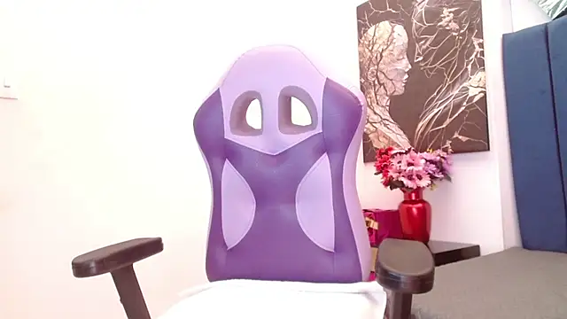 Snapshot of Violet_wish chatting on September 23, 2025, 1:40 pm Violet wish online show from September 23, 2025, 1:40 pm