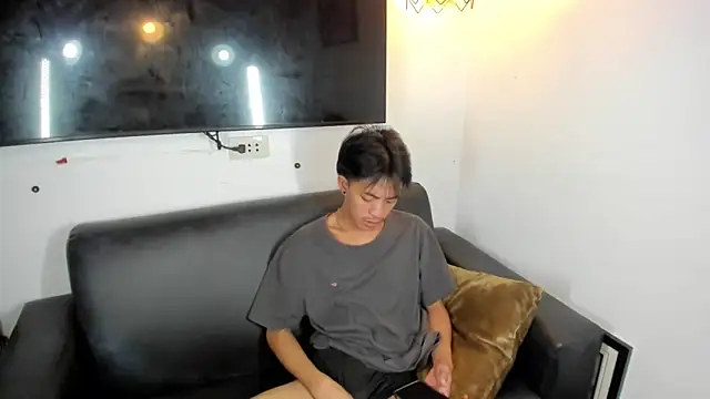 Snapshot of jayxxxlovescock chatting on October 27, 2025, 8:10 pm jayxxxlovescock online show from October 27, 2025, 8:10 pm