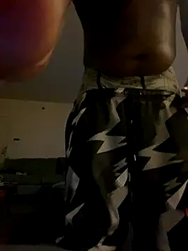 girlwatt online show from October 23, 2025, 5:28 am