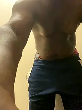 girlwatt online show from November 5, 2025, 12:47 am