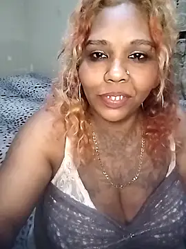 Snapshot of Javel123 chatting on October 6, 2025, 9:04 pm Javel123 online show from October 6, 2025, 9:04 pm