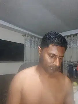 Snapshot of kingVibeX chatting on October 24, 2025, 9:25 pm kingVibeX online show from October 24, 2025, 9:25 pm