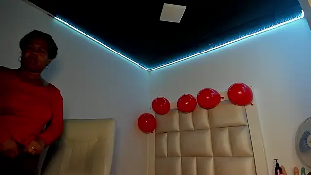 peyton  wat online show from March 10, 2026, 12:31 pm