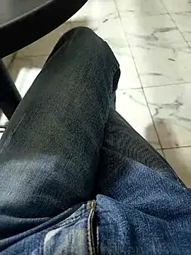 Snapshot of Mizo200 chatting on October 4, 2025, 5:36 pm Mizo200 online show from October 4, 2025, 5:36 pm