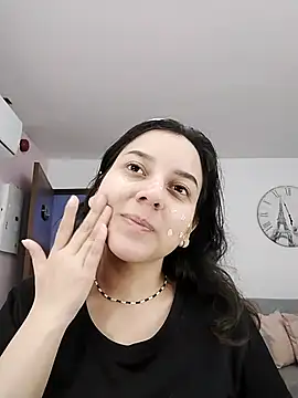 Snapshot of ChloeNoire chatting on November 10, 2025, 2:49 am ChloeNoire online show from November 10, 2025, 2:49 am