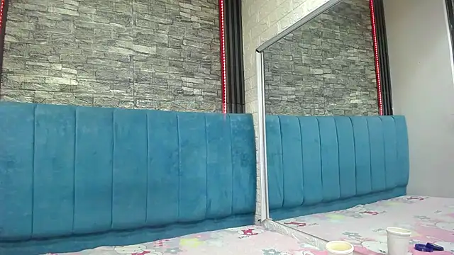 Snapshot of Lil_Rose2006 chatting on February 11, 2026, 3:01 pm Lil Rose2006 online show from February 11, 2026, 3:01 pm