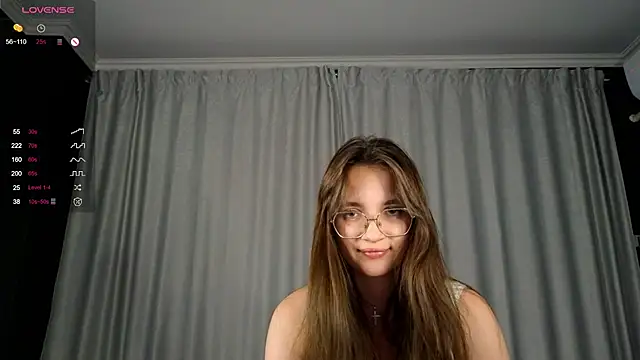 Snapshot of vivyboo111 chatting on September 22, 2025, 8:15 pm vivyboo111 online show from September 22, 2025, 8:15 pm