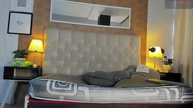 liam twiink online show from December 2, 2025, 7:37 pm