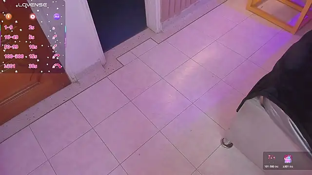 isa vel online show from November 15, 2025, 7:40 pm