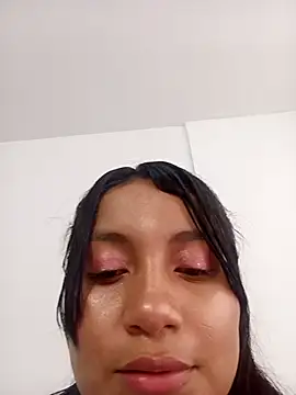 Snapshot of EllaCute_Young chatting on September 24, 2025, 9:43 pm EllaCute Young online show from September 24, 2025, 9:43 pm