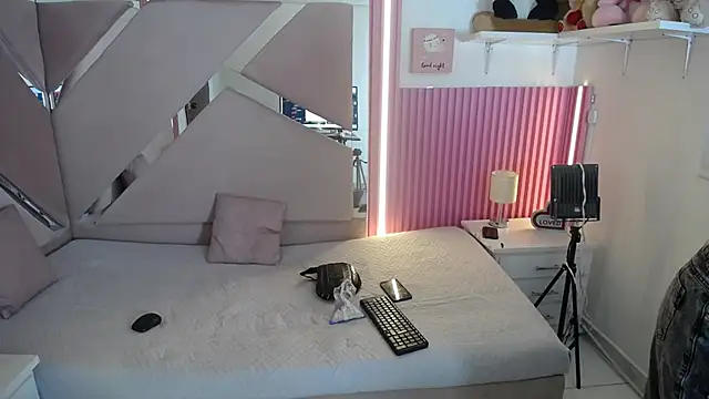 Snapshot of oblivionlove chatting on May 19, 2026, 9:22 pm oblivionlove online show from May 19, 2026, 9:22 pm
