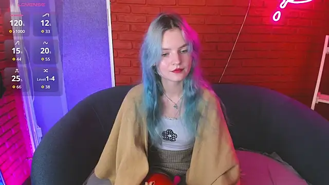 Snapshot of Lika_Sky chatting on October 16, 2025, 4:15 pm Lika Sky online show from October 16, 2025, 4:15 pm