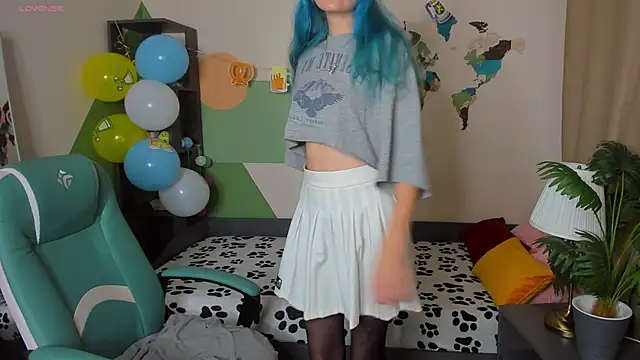 Snapshot of Lika_Sky chatting on September 22, 2025, 4:13 pm Lika Sky online show from September 22, 2025, 4:13 pm