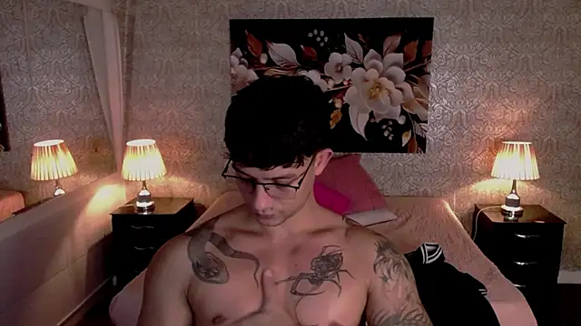 mike wills3 online show from November 8, 2025, 1:36 pm