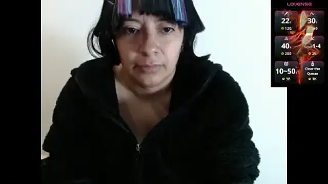 Snapshot of Acelinrose chatting on October 11, 2025, 10:27 am Acelinrose online show from October 11, 2025, 10:27 am