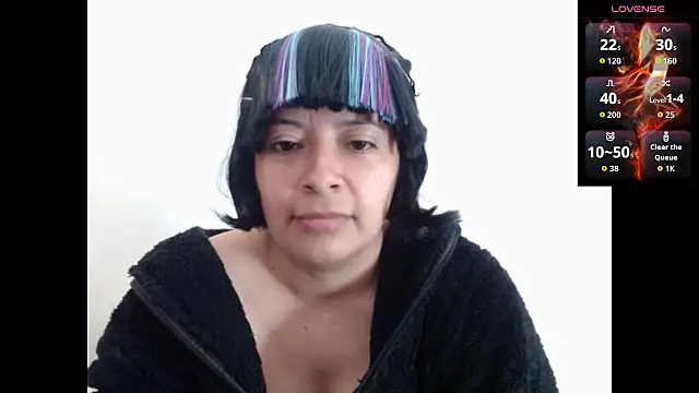 Snapshot of Acelinrose chatting on October 10, 2025, 8:53 pm Acelinrose online show from October 10, 2025, 8:53 pm