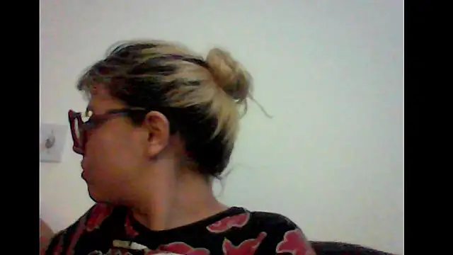 BlondieTami online show from January 14, 2026, 2:48 am