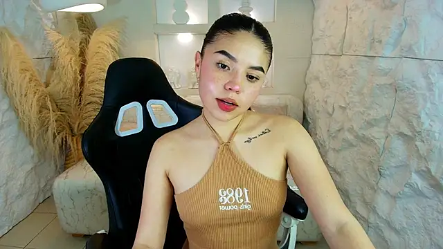 Snapshot of ambarina_r chatting on October 21, 2025, 3:06 am ambarina r online show from October 21, 2025, 3:06 am