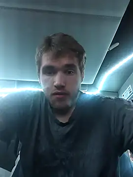 Snapshot of Bigdicktrucker26 chatting on September 21, 2025, 9:20 pm Bigdicktrucker26 online show from September 21, 2025, 9:20 pm