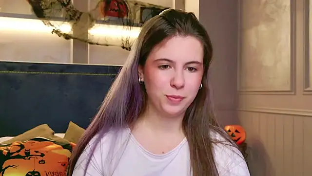 Akira Halls online show from October 30, 2025, 8:50 pm