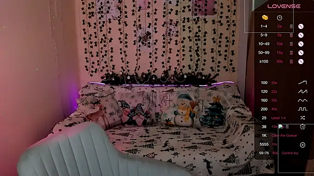 LinaBlossom  online show from December 22, 2025, 8:25 am