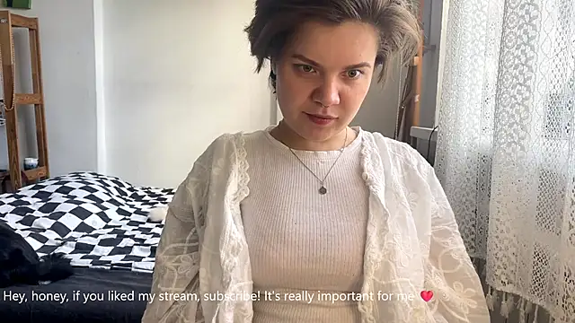 Snapshot of SabrinaFolts chatting on September 27, 2025, 9:04 am SabrinaFolts online show from September 27, 2025, 9:04 am