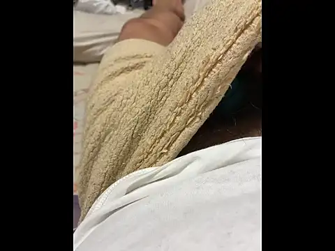 mino bitter online show from October 24, 2025, 2:38 pm