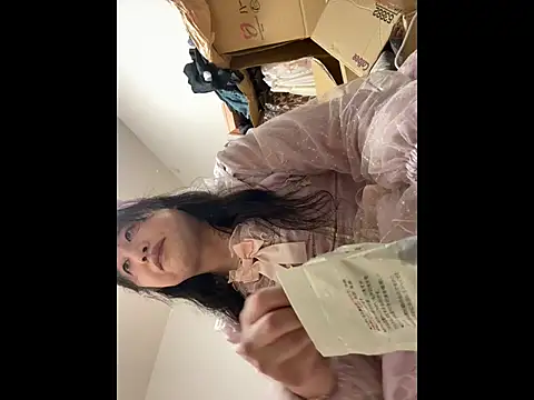 mino bitter online show from October 26, 2025, 1:00 pm