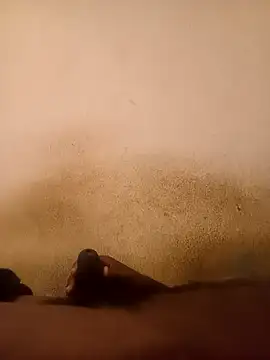 Felipeluiz2666 online show from April 8, 2026, 9:05 pm