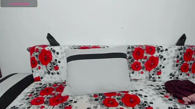 Snapshot of MayaBlowsXYou chatting on October 12, 2025, 3:41 am MayaBlowsXYou online show from October 12, 2025, 3:41 am