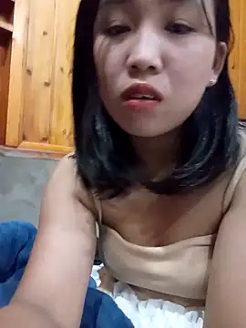 Snapshot of Suzuki_see chatting on October 25, 2025, 12:50 pm Suzuki see online show from October 25, 2025, 12:50 pm