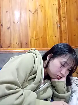 Snapshot of Suzuki_see chatting on November 5, 2025, 1:36 pm Suzuki see online show from November 5, 2025, 1:36 pm