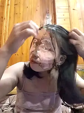 Snapshot of Suzuki_see chatting on October 8, 2025, 2:18 pm Suzuki see online show from October 8, 2025, 2:18 pm