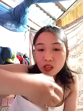 Snapshot of Suzuki_see chatting on September 28, 2025, 12:01 pm Suzuki see online show from September 28, 2025, 12:01 pm