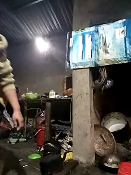 Snapshot of Suzuki_see chatting on November 1, 2025, 11:26 am Suzuki see online show from November 1, 2025, 11:26 am