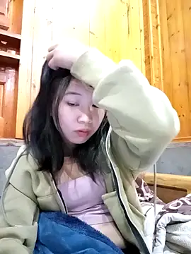 Snapshot of Suzuki_see chatting on November 4, 2025, 1:26 pm Suzuki see online show from November 4, 2025, 1:26 pm