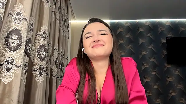 Snapshot of KamFykes chatting on November 7, 2025, 5:17 pm KamFykes online show from November 7, 2025, 5:17 pm