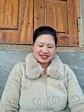 Snapshot of diamond-- chatting on February 21, 2026, 1:40 am diamond-- online show from February 21, 2026, 1:40 am