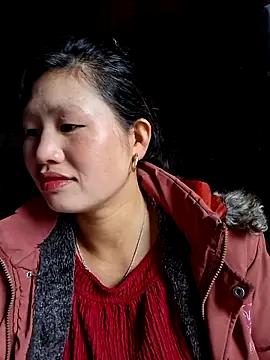 Snapshot of diamond-- chatting on November 3, 2025, 2:17 am diamond-- online show from November 3, 2025, 2:17 am